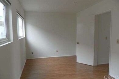Upper unit 