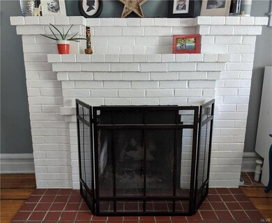 1040 N Saint Elmo St, Allentown, PA 18104 - photo 5