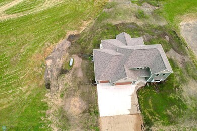 702 Blaine St N, Colfax, ND 58018 - photo 6