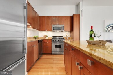 The Columbia Residences unit 429, Washington, DC 20037 - photo 4