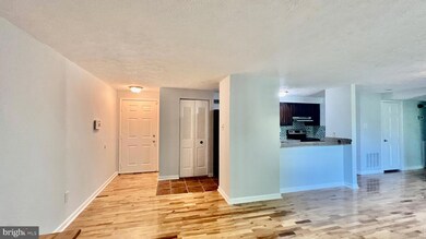 19613 Gunners Branch Rd unit 622, Germantown, MD 20876 - photo 6