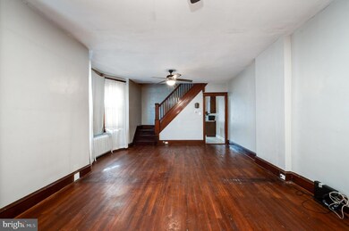 1008 E Bellevue Ave, Reading, PA 19605 - photo 5