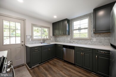 20 N Main St, Spring City, PA 19475 - photo 5