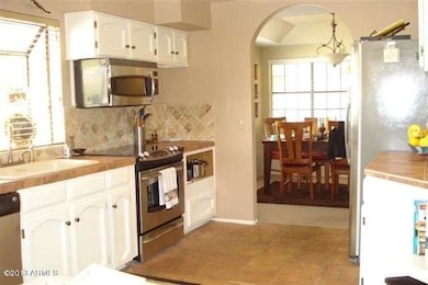 8867 KITCHEN
