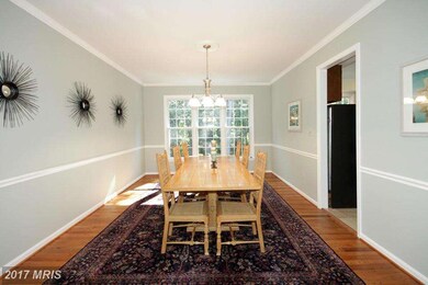 7815 Valleyfield Dr, Springfield, VA 22153 - photo 5