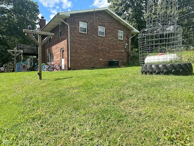 1357 S Haslers Rd, Bloomfield, IN 47424 - photo 4