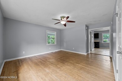 107 Hunter Dr, Jacksonville, NC 28546 - photo 7