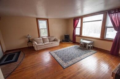 323 Garfield Ave, Hawley, PA 18428 - photo 3