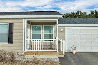 15-B Wildflower Ln, Plymouth, NH 03264 - photo 2
