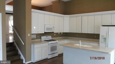 1628 White Oak Vista Dr, Silver Spring, MD 20904 - photo 2