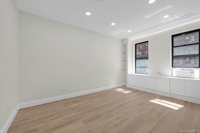 741 W End Ave unit 4B, New York, NY 10025 - photo 6
