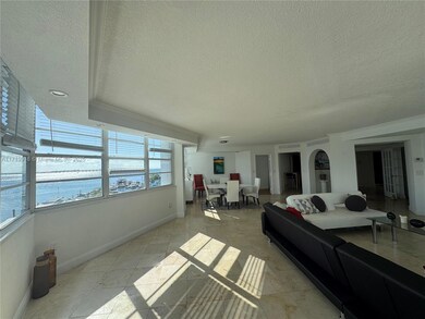 Four Ambassadors Tower 4 unit 470, Miami, FL 33131 - photo 6