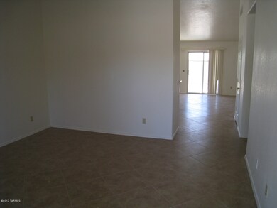 3873 S Apache Well Dr, Tucson, AZ 85730 - photo 4