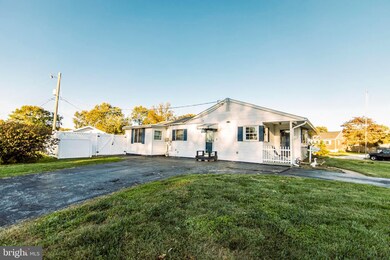 221 Hull Ave, Newark, DE 19711 - photo 2