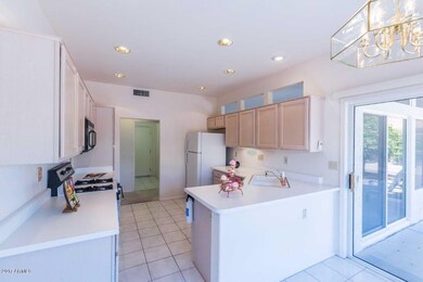 Open kitchen