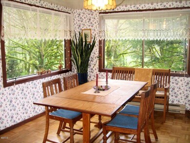 Dining Room.jpg