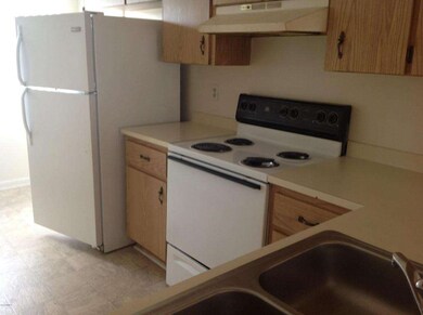 EAT IN KITCHEN
