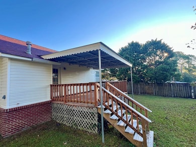 2402 Evans Dr, Dothan, AL 36303 - photo 3