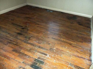 802 NW 10th St, Bentonville, AR 72712 - photo 5