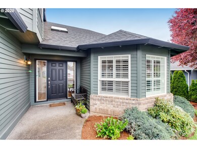 1073 S Pine St, Canby, OR 97013 - photo 3