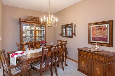 Formal dining plus breakfast room in kitchen.
