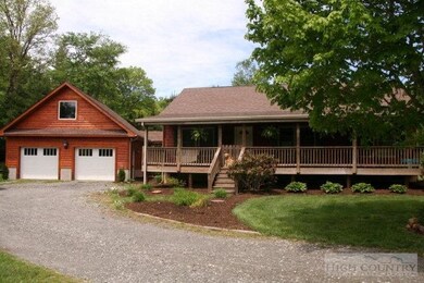 105 Peachtree Ln, Fleetwood, NC 28626 - photo 2