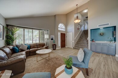 1204 E Todd Dr-5