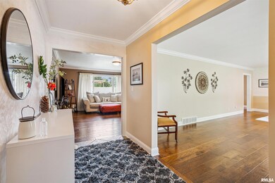 2525 Elm St, Davenport, IA 52803 - photo 4