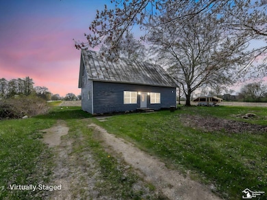 13680 Martinsville Rd, Carleton, MI 48117 - photo 2