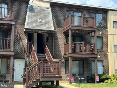 Altemus Farms unit M-22, Brookhaven, PA 19015 - photo 2