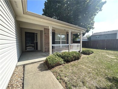 1206 Fiesta Dr, Franklin, IN 46131 - photo 3