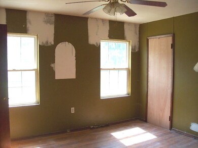 1174 SE 4th St, Linton, IN 47441 - photo 7