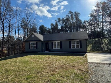 1145 Luke St, King, NC 27021 - photo 2