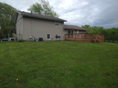 17318 Central Park Ave, Hazel Crest, IL 60429 - photo 2