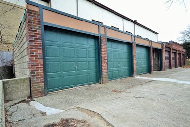 40 Laurel St unit 401, Somerville, MA 02143 - photo 4