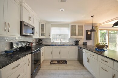 490 Cotuit Bay Dr, Cotuit, MA 02635 - photo 5