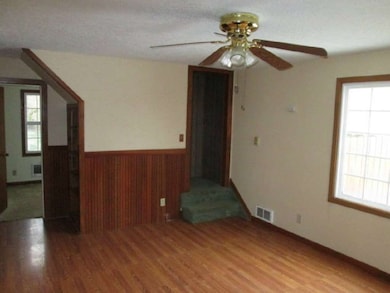 1665 30th Ave, Longview, WA 98632 - photo 2