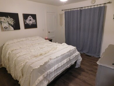 1210 Oak Dr, Manchester, TN 37355 - photo 7