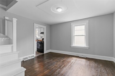 22 Powhatan St, Warwick, RI 02889 - photo 4