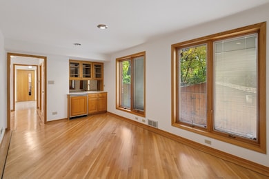 6148 N Lowell Ave, Chicago, IL 60646 - photo 7