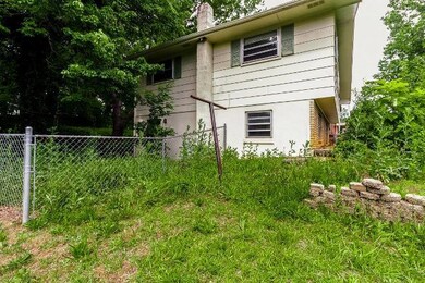 1323 Koblan Dr, Hixson, TN 37343 - photo 3