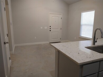 1000 Wooded Hollow Ct unit 106, Weatherford, TX 76088 - photo 5