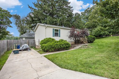 639 Bagley St, Ionia, MI 48846 - photo 2