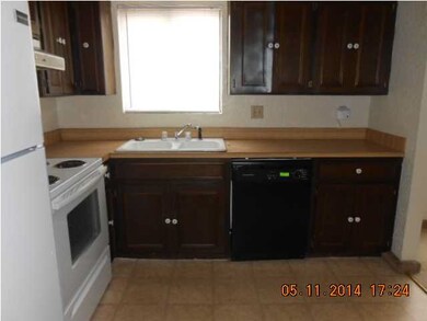 Unit 1U - Kitchen