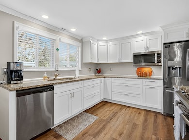 37 Captain Rd, Longmeadow, MA 01106 - photo 5