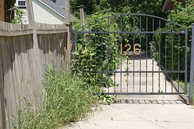 126 Garfield Ave, Evansville, WI 53536 - photo 3