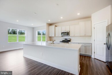 10572 Blackwater St, White Plains, MD 20695 - photo 4