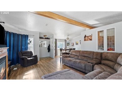 355 N First St, Irrigon, OR 97844 - photo 4