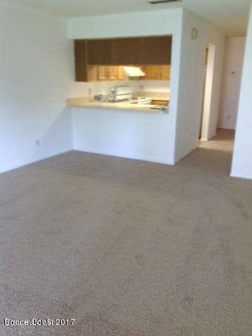 925 Prosperity Living Room