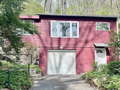 11 Bogus Hill Rd, New Fairfield, CT 06812 - photo 2